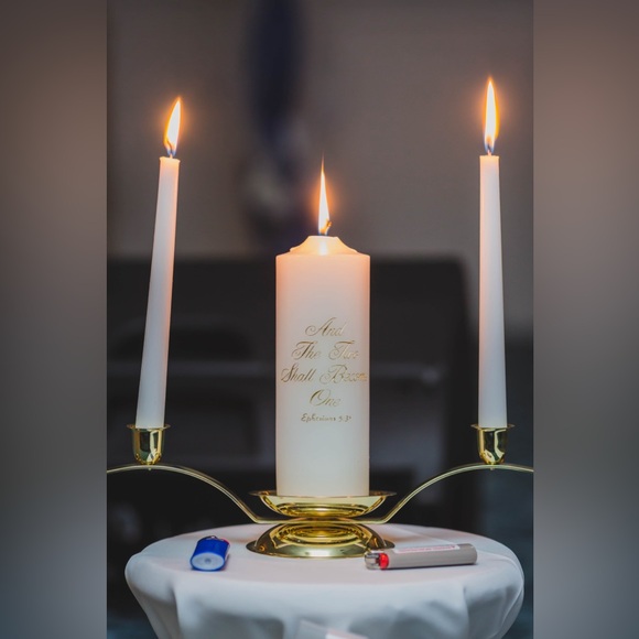 Meet the posher, Edith - Picture 3 of 13